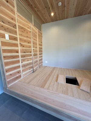 モッケヤ実験ハウス　部屋の中を探検
