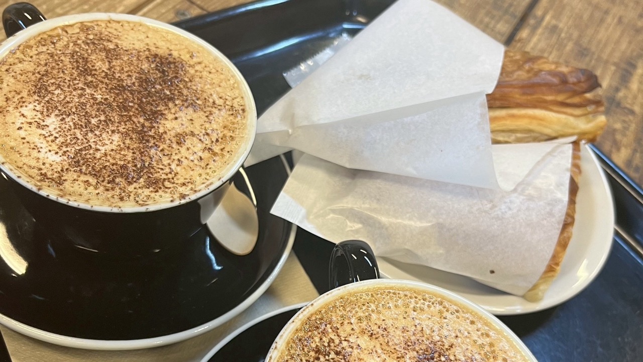 青野原のカフェ、ゼブラのコーヒーとパン