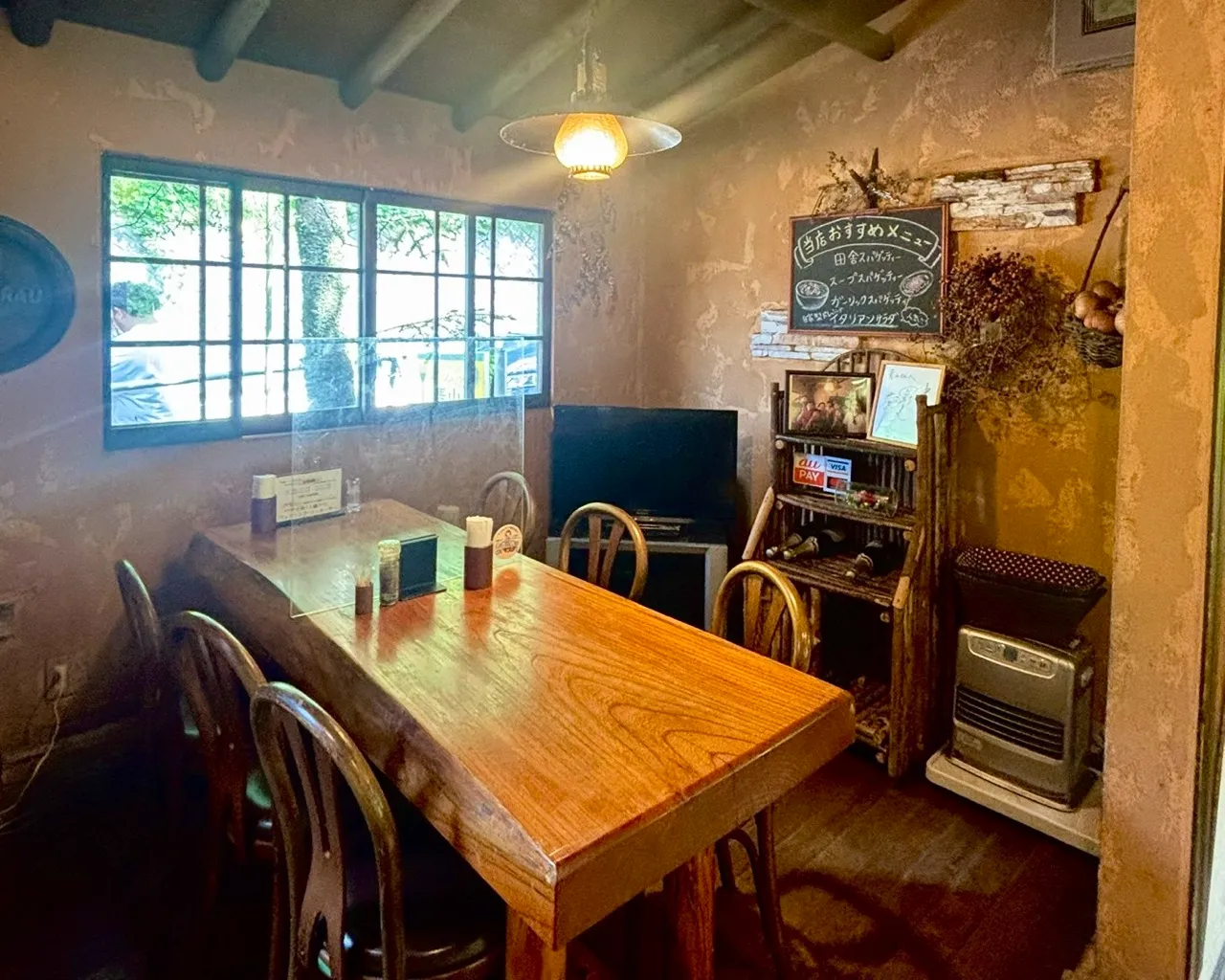 相模原市緑区青山のレストラン、スパゲティ屋青山の店内